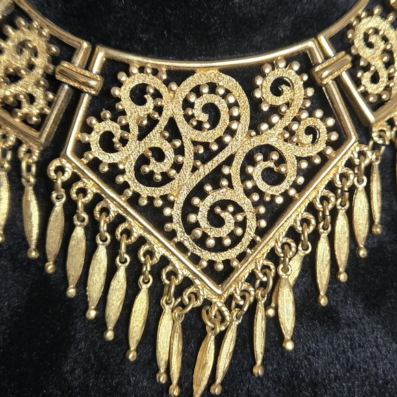 VTG RUNWAY '73 MONET PAISLEY DANGLE BIB Necklace - Picture 2 of 4
